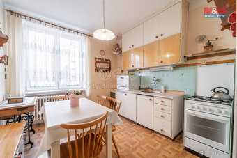 Prodej bytu 4+1, 102 m², Praha, ul. U družstva Repo - 14