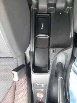 Seat Altea 2,0 Tdi 103 kw DSG Sport-Up (verze bez DPF) - 14