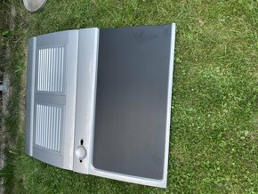 PRAVÉ posuvné DVEŘE na VW T5 T6 s ventilačními mřížkamy - 14