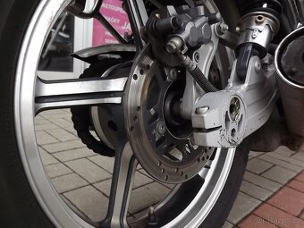 Kawasaki Zephyr 550 - 14