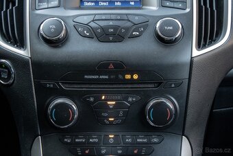 Ford Galaxy 2.0 TDCi Duratorq 150 Titanium A/T - 14