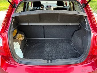 Toyota Auris 1.6 Valvematic - 14