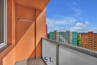 Mám tu pro Vás bytovou jednotku o dispozici 2+kk s lodžií v  - 14