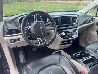 Chrysler Pacifica 3,6 Pentastar RU L Kůže 2019 DPH - 14