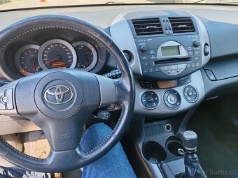 Toyota RAV4 2.2 D-4D TZ - 14