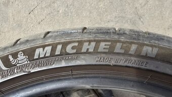 Letní pneu 245/35/19 Michelin - 14