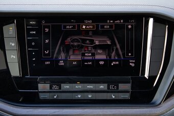 Volkswagen Touareg 3.0 V6 TDI SCR Elegance 4Motion Tiptronic - 14