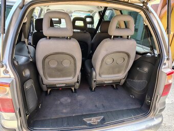 Ford Galaxy 2004, 1.9 TDI 85kw 7 míst STK do 7.5.2027 - 14