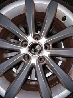 Alu kola VW Passat 225/45 R17 - 14