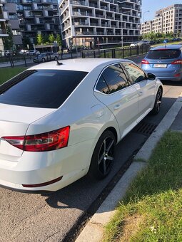 Škoda Superb - 14