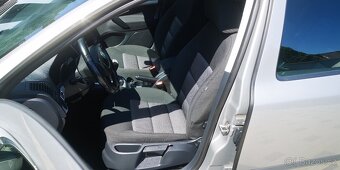 Škoda Octavia Kombi SCOUT 1,8 TSI - 118kw. 4X4. .KRÁSNÝ STAV - 14