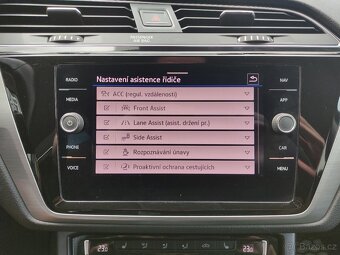 VW Touran TDi DSG FullLED VIRTUAL VYHŘ.SEDAČKY MY21 - 14
