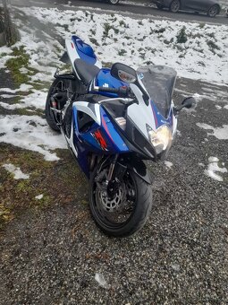 Suzuki GSX-R 750 k7 110kw  původ čr 41t/km - 14