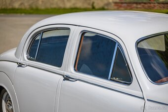 Jaguar MKI - 14