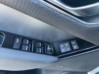 Land Rover Range Rover Velar P250 DYNAMIC S AWD AT, CZ - 14