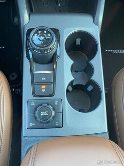 Ford Bronco 2.0T 183 kW 4x4 / SPORT BADLANDS / 8 tis. KM - 14