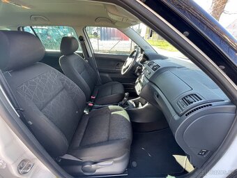 Škoda Fabia 1,2 TSi Serviska, Climatronic - 14