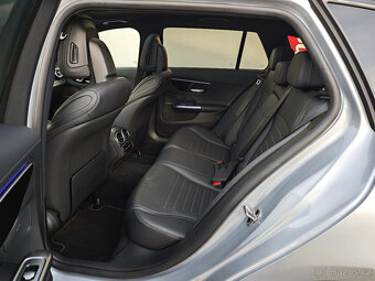 Mercedes-Benz Třídy C C 200 T AMG Paket 150kW DPH - 14