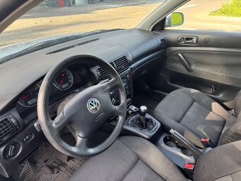Volkswagen Passat - 14