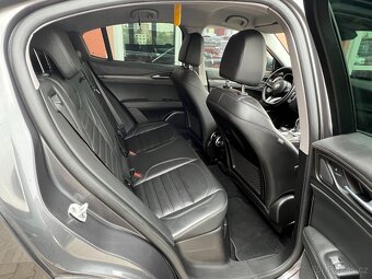 Alfa Romeo Stelvio 2.2 DIESEL 154kW Q4 Lusso - 14
