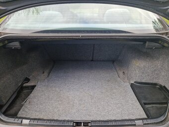 BMW  323i V6 125KW klimatizace - 14