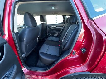 Nissan Qashqai, 1,2 AUT,1.MAJ.,ČR,r.v. 2015, 97 000 km - 14