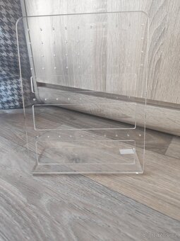 Darují Mix věcí - 14