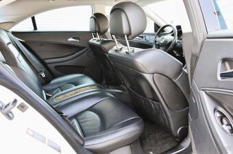 Mercedes Benz CLS 63 AMG JAPAN - 14