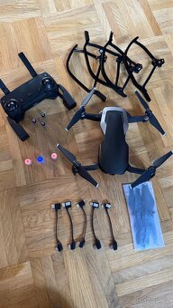 Dron DJI Mavic Air Fly More Combo - 14