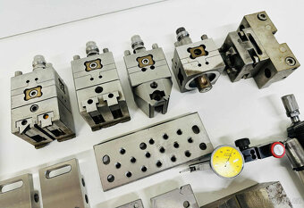 Drátová řezačka AGIE CHARMILLES CUT 2000 S + příslušenství - 14