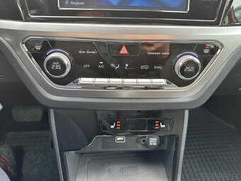 SsangYong Korando, Style+ 1.5T 120kW AT zár.2027 Čr 1 maj. - 14