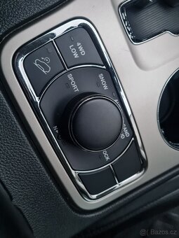 Jeep Grand Cherokee 3.6 V6 210kW OVERLAND - 14