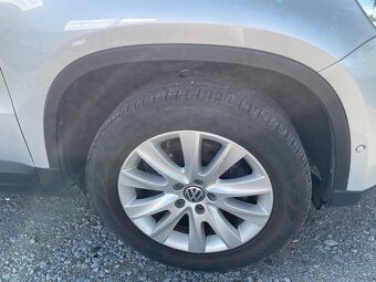 VW Tiguan 2.0 TDi DSG 4x4, Serviska, Senzory - 14