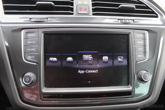 VW Tiguan Highline 2.0 Tdi 110Kw DSG 153000km webasto Led - 14