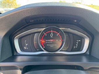 Volvo V60, 2018, D4, 140kw, automat, nez. topení - 14