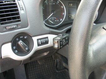Škoda Octavia 1,6Mpi Kombi 1.majitel,serviska,PDC - 14