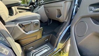 Ford Tourneo Custom - 14
