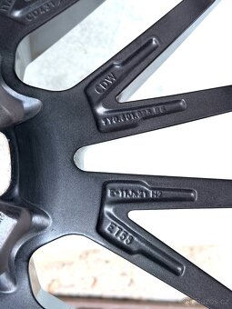 Porsche Cayenne R21 285/45 315/40 Letní Pirelli - 14