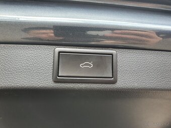 Škoda Octavia 4 iV Combi Style 1.4TSI 150kW Matrix Viertual - 14