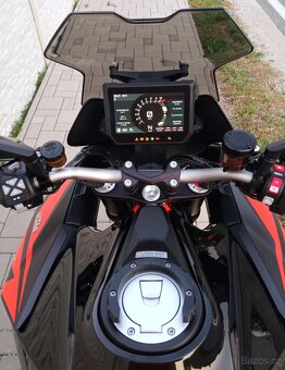 KTM 1290 SUPER DUKE GT - 14