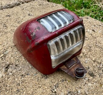 Jawa ČZ kývačka, půllitr, Velorex - zadní světla - 14