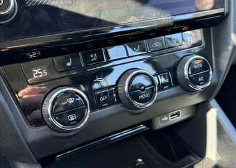 Škoda Octavia 1,6 TDI 85kW Style NAVI nafta manuál 85 kw - 14