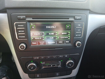 Yeti 2.0 TDi, digi klima,tažné,servisní knížka - 14
