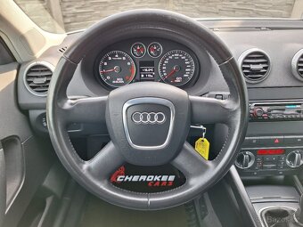 Audi A3 1.6i 75kW - 14