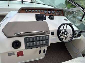 Motorova jachta Sea ray 290 Sundancer - 14