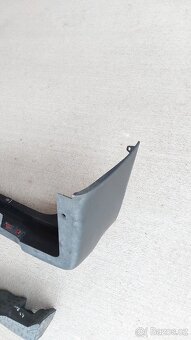 Nissan NV200 : Nárazník zadní - 14