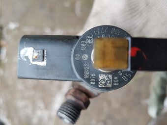 vw T5 revidované vstřikovače 2,5 TDi a 1,9 TDI možno sada - 14