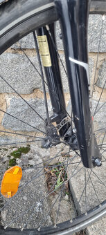 Trekingové kolo Apache Wakita Disc 2014 - 14