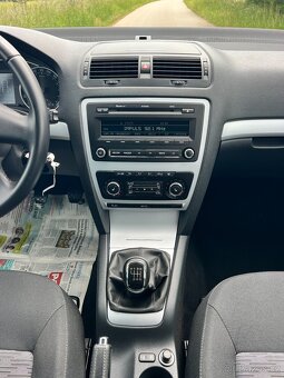 ► ŠKODA OCTAVIA II COMBI 1.4 TSI 90KW IMPULS TAŽNÉ - 14