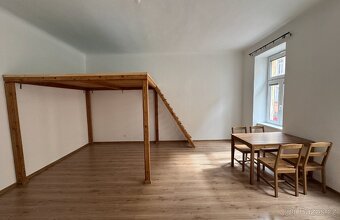 Pronájem bytu České Budějovice 1+1 40 m² centrum - 14